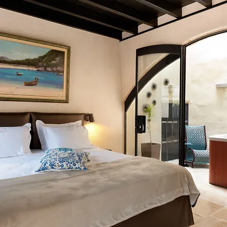 Allegory Boutique Hotel 4*
